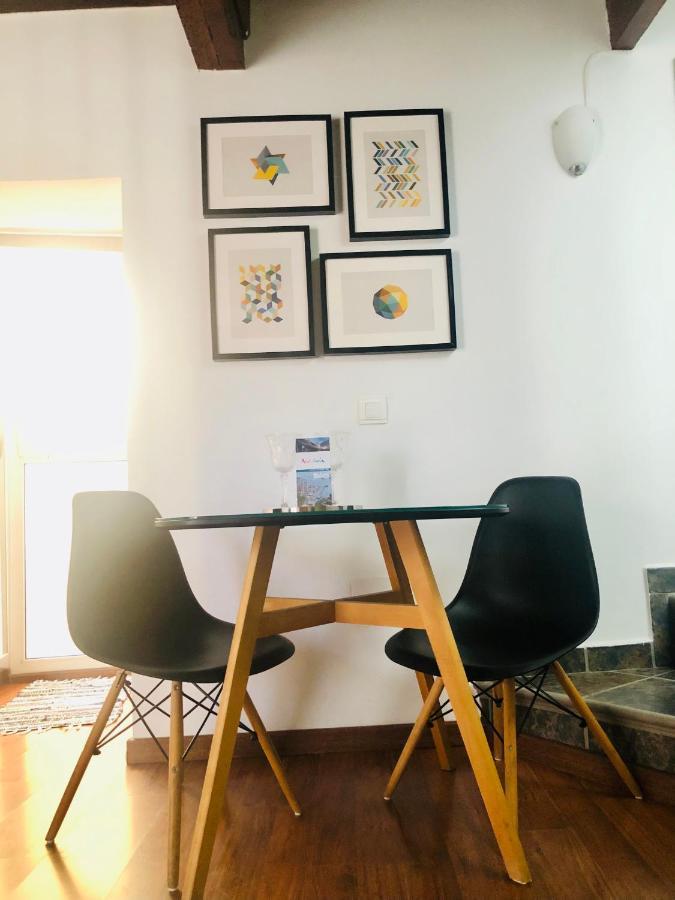 Atico Con Terraza Center City Малага Экстерьер фото