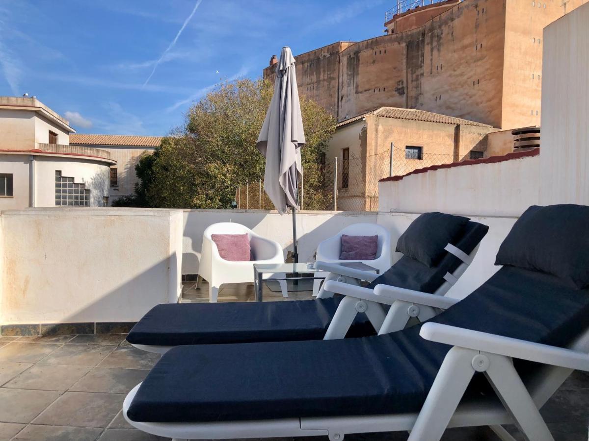 Atico Con Terraza Center City Малага Экстерьер фото
